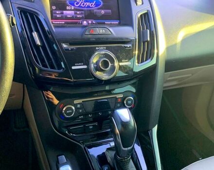 Білий Форд Фокус, об'ємом двигуна 0 л та пробігом 110 тис. км за 6400 $, фото 5 на Automoto.ua
