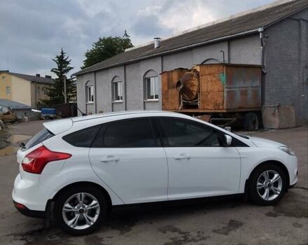 Белый Форд Фокус, объемом двигателя 1 л и пробегом 190 тыс. км за 5850 $, фото 3 на Automoto.ua