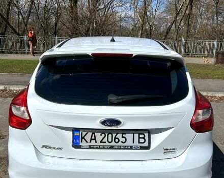 Форд Фокус 2013 в Киеве на Automoto.ua Белый Форд Фокус, объемом двигателя 1 л и пробегом 152 тыс. км за 6500 $, фото 2 на Automoto.ua