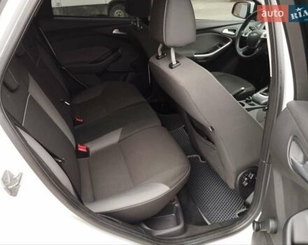 Белый Форд Фокус, объемом двигателя 1 л и пробегом 190 тыс. км за 5850 $, фото 9 на Automoto.ua