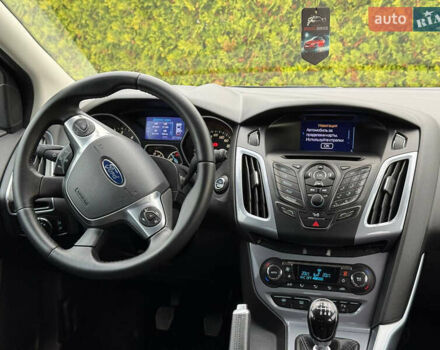 Белый Форд Фокус, объемом двигателя 1.6 л и пробегом 227 тыс. км за 8900 $, фото 34 на Automoto.ua