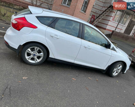 Белый Форд Фокус, объемом двигателя 1 л и пробегом 172 тыс. км за 6999 $, фото 3 на Automoto.ua