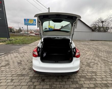 Белый Форд Фокус, объемом двигателя 1 л и пробегом 160 тыс. км за 5990 $, фото 17 на Automoto.ua