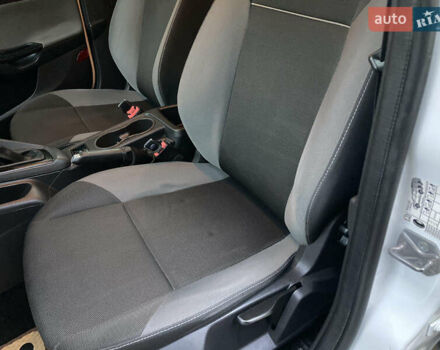 Форд Фокус 2014 в Одессе на Automoto.ua Белый Форд Фокус, объемом двигателя 1 л и пробегом 111 тыс. км за 4999 $, фото 27 на Automoto.ua