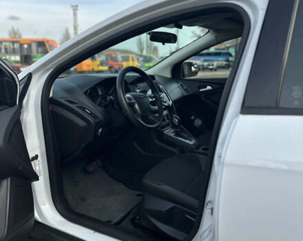 Белый Форд Фокус, объемом двигателя 2 л и пробегом 115 тыс. км за 7499 $, фото 4 на Automoto.ua