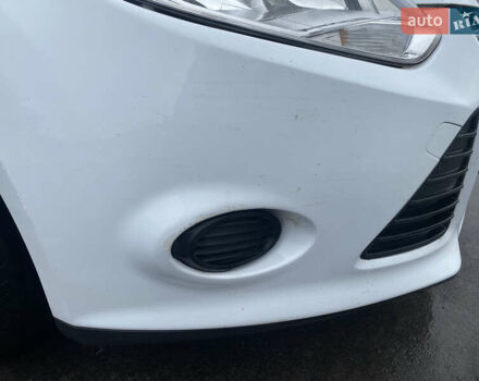 Белый Форд Фокус, объемом двигателя 1 л и пробегом 115 тыс. км за 8000 $, фото 6 на Automoto.ua
