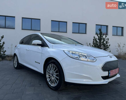 Білий Форд Фокус, об'ємом двигуна 0 л та пробігом 163 тис. км за 5500 $, фото 4 на Automoto.ua