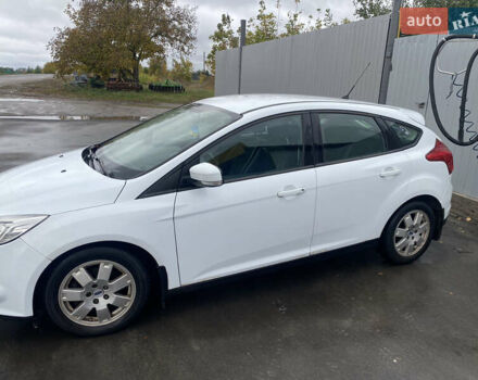 Белый Форд Фокус, объемом двигателя 1 л и пробегом 115 тыс. км за 8000 $, фото 5 на Automoto.ua