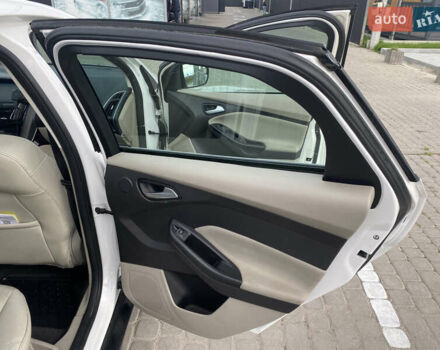 Белый Форд Фокус, объемом двигателя 0 л и пробегом 58 тыс. км за 8500 $, фото 15 на Automoto.ua