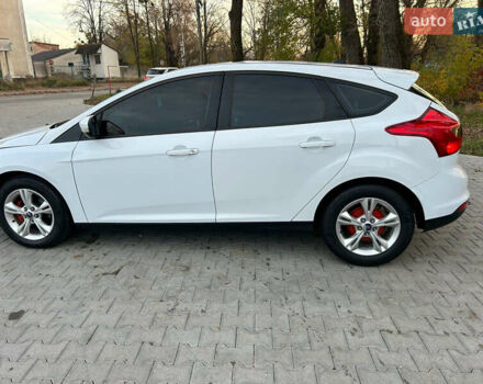 Белый Форд Фокус, объемом двигателя 2 л и пробегом 307 тыс. км за 6800 $, фото 9 на Automoto.ua