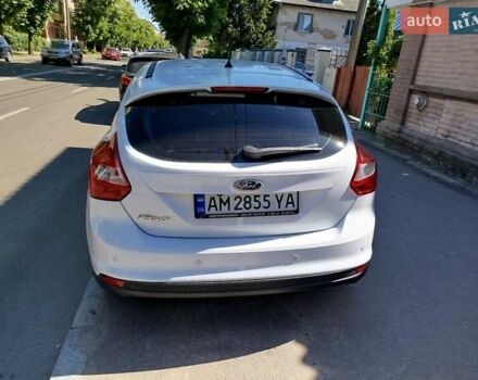 Белый Форд Фокус, объемом двигателя 0 л и пробегом 100 тыс. км за 7300 $, фото 2 на Automoto.ua