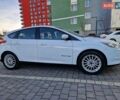 Білий Форд Фокус, об'ємом двигуна 0 л та пробігом 65 тис. км за 5999 $, фото 15 на Automoto.ua