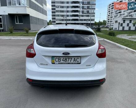 Белый Форд Фокус, объемом двигателя 1 л и пробегом 185 тыс. км за 5200 $, фото 3 на Automoto.ua