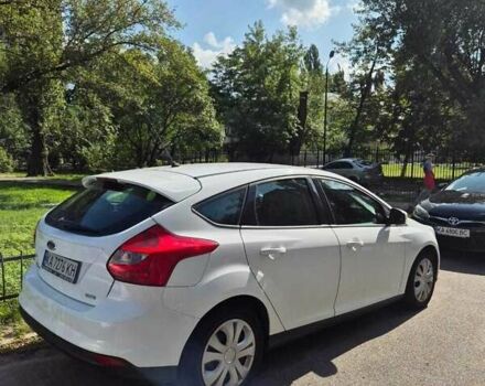 Белый Форд Фокус, объемом двигателя 1 л и пробегом 194 тыс. км за 6300 $, фото 1 на Automoto.ua