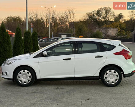 Форд Фокус 2014 в Одессе на Automoto.ua Белый Форд Фокус, объемом двигателя 1 л и пробегом 111 тыс. км за 5400 $, фото 5 на Automoto.ua