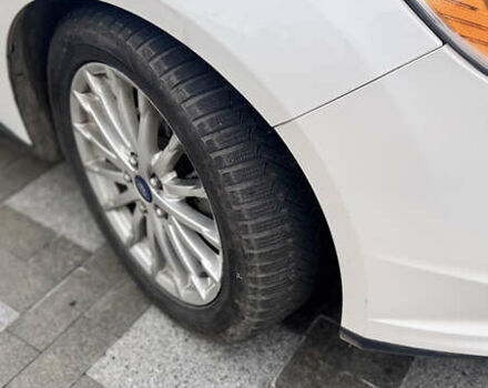 Білий Форд Фокус, об'ємом двигуна 0 л та пробігом 147 тис. км за 5600 $, фото 8 на Automoto.ua