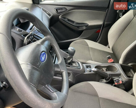 Форд Фокус 2014 в Одессе на Automoto.ua Белый Форд Фокус, объемом двигателя 1 л и пробегом 111 тыс. км за 4999 $, фото 13 на Automoto.ua