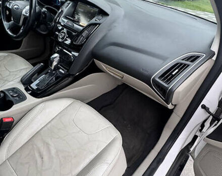 Білий Форд Фокус, об'ємом двигуна 0 л та пробігом 147 тис. км за 5600 $, фото 14 на Automoto.ua