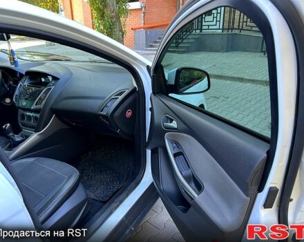 Білий Форд Фокус, об'ємом двигуна 1 л та пробігом 76 тис. км за 7300 $, фото 10 на Automoto.ua