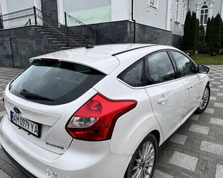 Білий Форд Фокус, об'ємом двигуна 0 л та пробігом 147 тис. км за 5600 $, фото 5 на Automoto.ua