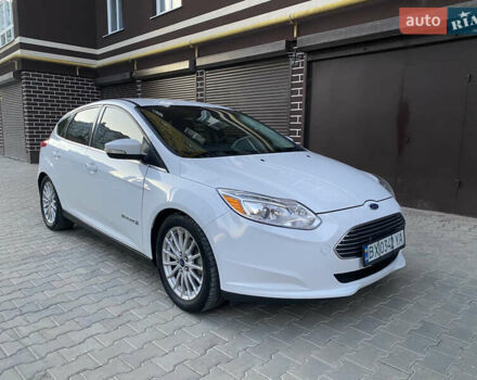 Білий Форд Фокус, об'ємом двигуна 0 л та пробігом 117 тис. км за 7900 $, фото 2 на Automoto.ua