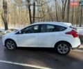 Белый Форд Фокус, объемом двигателя 2 л и пробегом 230 тыс. км за 8500 $, фото 3 на Automoto.ua