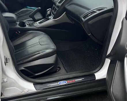 Белый Форд Фокус, объемом двигателя 2 л и пробегом 212 тыс. км за 8000 $, фото 10 на Automoto.ua