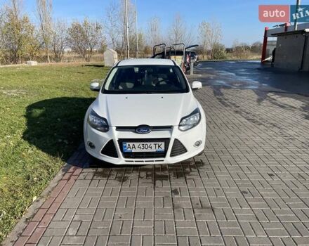 Белый Форд Фокус, объемом двигателя 1 л и пробегом 85 тыс. км за 7500 $, фото 4 на Automoto.ua