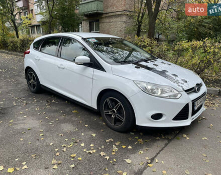 Белый Форд Фокус, объемом двигателя 1 л и пробегом 164 тыс. км за 5850 $, фото 10 на Automoto.ua