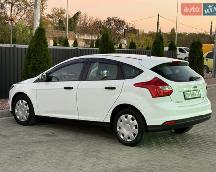 Форд Фокус 2014 в Одессе на Automoto.ua Белый Форд Фокус, объемом двигателя 1 л и пробегом 111 тыс. км за 5400 $, фото 3 на Automoto.ua