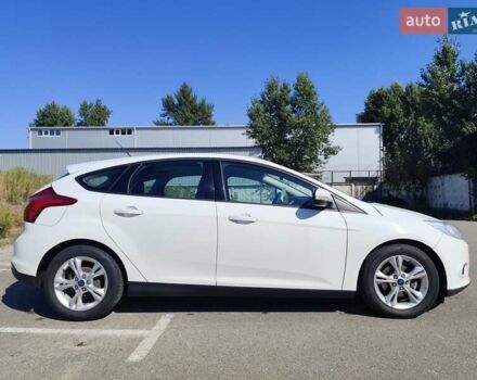 Белый Форд Фокус, объемом двигателя 2 л и пробегом 163 тыс. км за 7999 $, фото 4 на Automoto.ua
