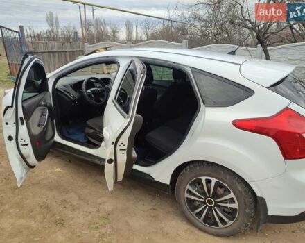 Білий Форд Фокус, об'ємом двигуна 1 л та пробігом 186 тис. км за 7700 $, фото 3 на Automoto.ua