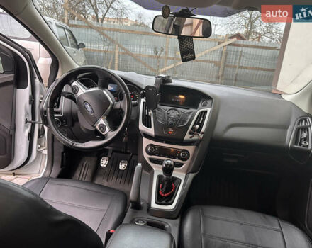 Білий Форд Фокус, об'ємом двигуна 1 л та пробігом 126 тис. км за 4999 $, фото 5 на Automoto.ua