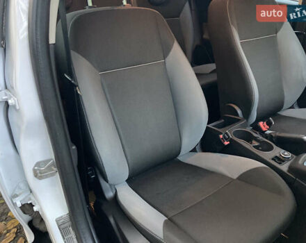 Форд Фокус 2014 в Одессе на Automoto.ua Белый Форд Фокус, объемом двигателя 1 л и пробегом 111 тыс. км за 4999 $, фото 19 на Automoto.ua