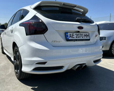 Белый Форд Фокус, объемом двигателя 2 л и пробегом 162 тыс. км за 8100 $, фото 1 на Automoto.ua