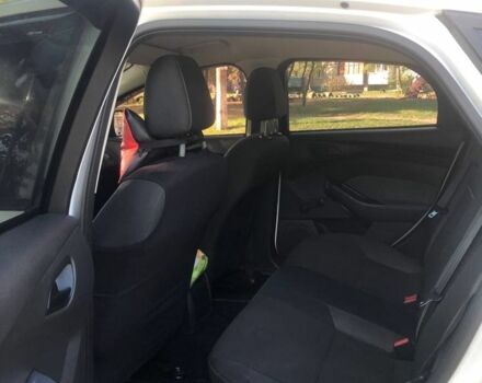 Белый Форд Фокус, объемом двигателя 1 л и пробегом 175 тыс. км за 5899 $, фото 7 на Automoto.ua