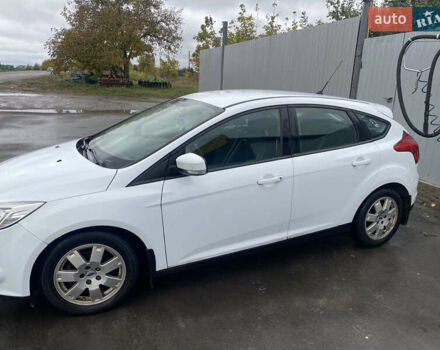 Белый Форд Фокус, объемом двигателя 1 л и пробегом 115 тыс. км за 8000 $, фото 1 на Automoto.ua