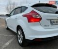 Білий Форд Фокус, об'ємом двигуна 1 л та пробігом 55 тис. км за 6900 $, фото 42 на Automoto.ua