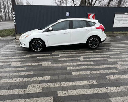 Белый Форд Фокус, объемом двигателя 2 л и пробегом 212 тыс. км за 8000 $, фото 2 на Automoto.ua