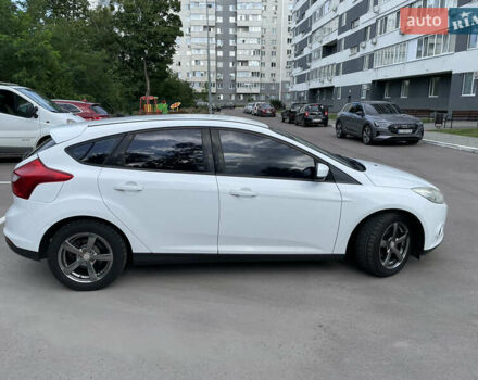 Белый Форд Фокус, объемом двигателя 1 л и пробегом 185 тыс. км за 5200 $, фото 2 на Automoto.ua