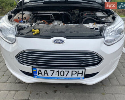 Белый Форд Фокус, объемом двигателя 0 л и пробегом 58 тыс. км за 8500 $, фото 18 на Automoto.ua