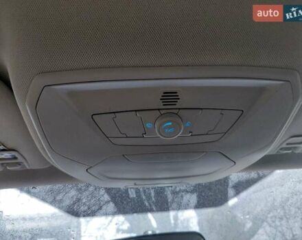 Белый Форд Фокус, объемом двигателя 2 л и пробегом 270 тыс. км за 8300 $, фото 6 на Automoto.ua