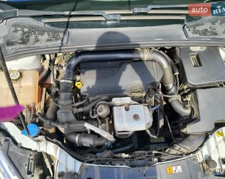 Белый Форд Фокус, объемом двигателя 1 л и пробегом 69 тыс. км за 8399 $, фото 21 на Automoto.ua