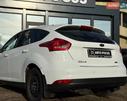 Белый Форд Фокус, объемом двигателя 1 л и пробегом 150 тыс. км за 8290 $, фото 5 на Automoto.ua