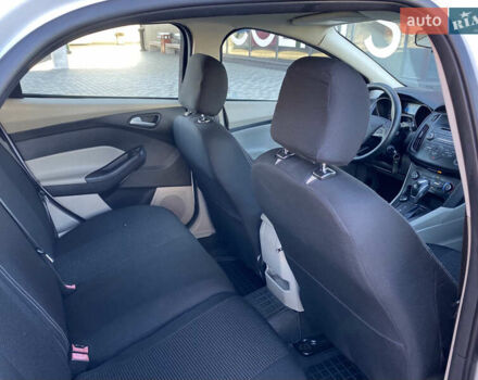 Білий Форд Фокус, об'ємом двигуна 2 л та пробігом 163 тис. км за 8300 $, фото 24 на Automoto.ua