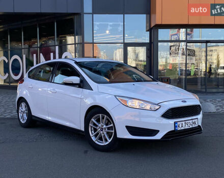 Белый Форд Фокус, объемом двигателя 2 л и пробегом 163 тыс. км за 8350 $, фото 2 на Automoto.ua