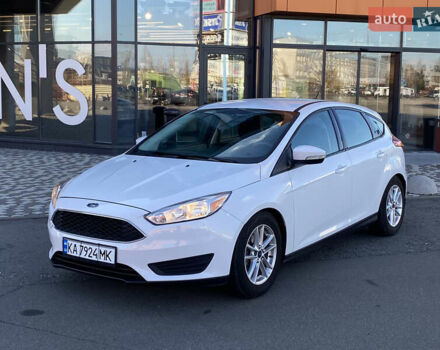 Білий Форд Фокус, об'ємом двигуна 2 л та пробігом 163 тис. км за 8300 $, фото 2 на Automoto.ua
