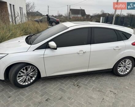 Белый Форд Фокус, объемом двигателя 2 л и пробегом 141 тыс. км за 7500 $, фото 2 на Automoto.ua