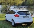 Белый Форд Фокус, объемом двигателя 1 л и пробегом 230 тыс. км за 7500 $, фото 5 на Automoto.ua