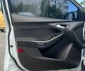 Белый Форд Фокус, объемом двигателя 1 л и пробегом 163 тыс. км за 6800 $, фото 10 на Automoto.ua